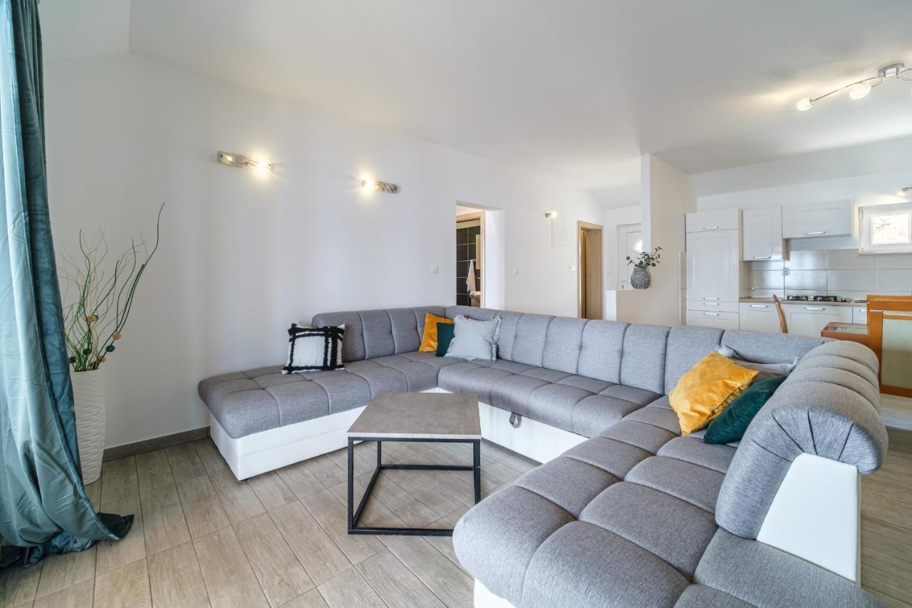 Rooms Plaza Divuje Murvica  Eksteriør bilde