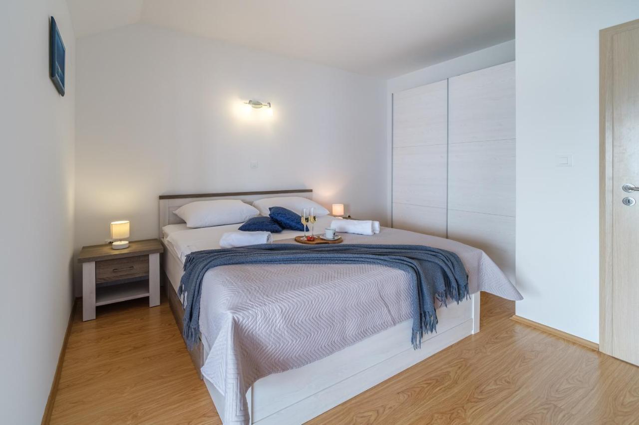 Rooms Plaza Divuje Murvica  Eksteriør bilde