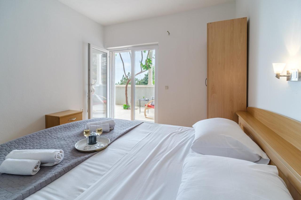 Rooms Plaza Divuje Murvica  Eksteriør bilde